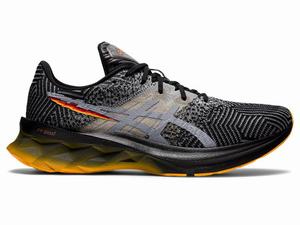 Asics NOVABLAST Hardloopschoenen Heren Zwart | 168-TRZNVH
